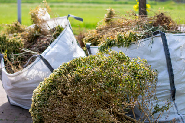Best Garage Cleanout Services  in Bowling Green, FL