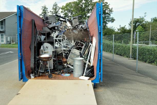 Basement Cleanout Services in Bowling Green, FL
