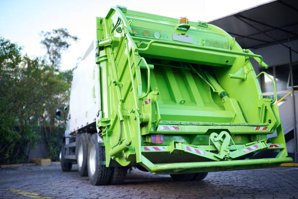 Professional Junk Removal in Bowling Green, FL